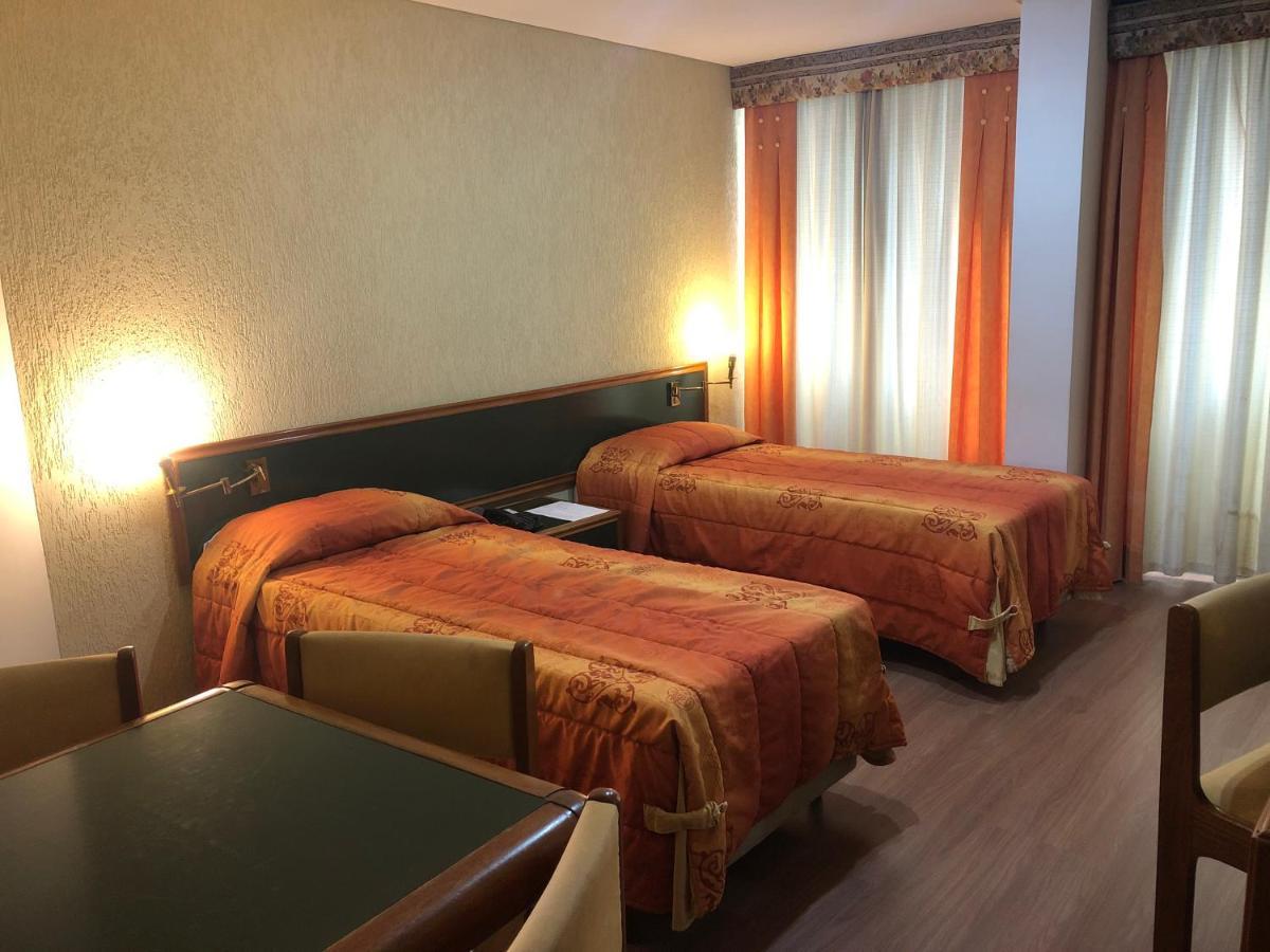 Duomo Park Hotel Curitiba Eksteriør bilde